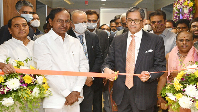 ఐఏఎంసీని ప్రారంభించిన సీజేఐ ఎన్వీ రమణ, సీఎం కేసీఆర్