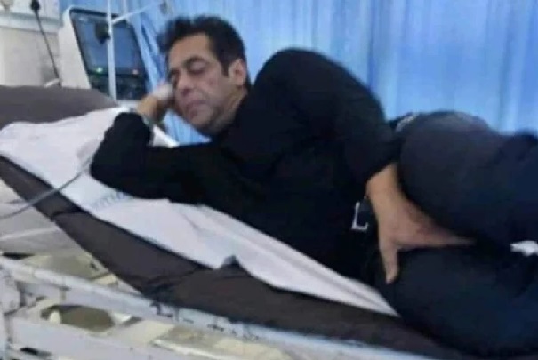 బాలీవుడ్ నటుడు సల్మాన్‌ఖాన్‌ కు  పాము కాటు