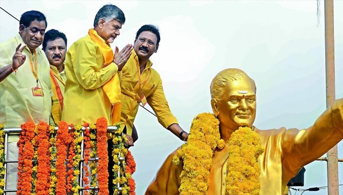 ఇవి ఇలానే కొనసాగితే.. భవిష్యత్ లో ప్రజలు తిరుగుబాటు  : చంద్రబాబు