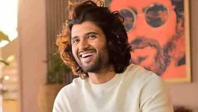 100 మంది ‘దేవరశాంటా’ విజేతలను అనౌన్స్ చేసిన విజయ్ దేవరకొండ