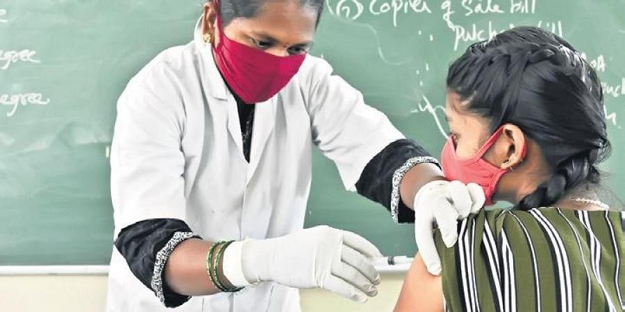 వ్యాక్సినేషన్ లో తెలంగాణ మరో మైలురాయి