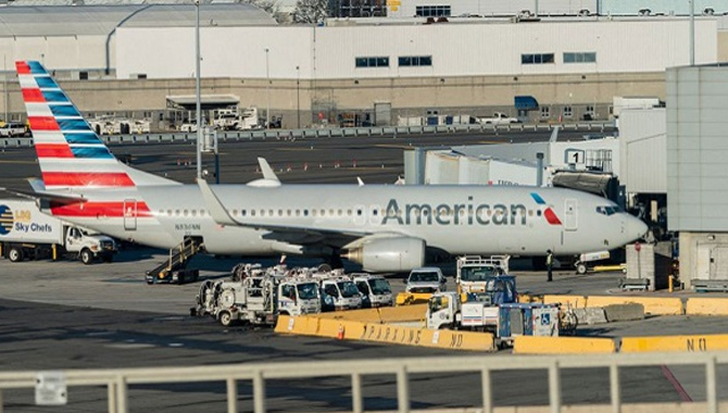 2,700 విమానాలు రద్దు : అమెరికా