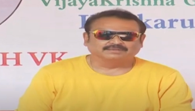 ఈ ఏడాది మరిన్ని మంచి చిత్రాలతో మీ ముందుకు రాబోతోన్నాను – డా. నరేష్ విజయకృష్ణ ఈ ఏడాది మరిన్ని మంచి చిత్రాలతో మీ ముందుకు రాబోతోన్నాను – డా. నరేష్ విజయకృష్ణ