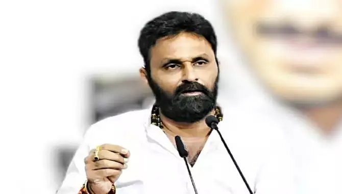 ఆరోపణలు నిరూపిస్తే ..పెట్రోల్ పోసుకొని ఆత్మహత్య