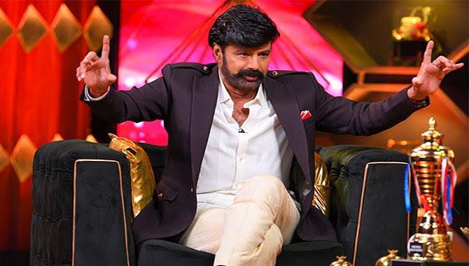 ‘అన్స్టాపబుల్’ కు బాలయ్య ఎంత తీసుకున్నాడో తెలిస్తే షాక్ అవుతారు? ‘అన్స్టాపబుల్’ కు బాలయ్య ఎంత తీసుకున్నాడో తెలిస్తే షాక్ అవుతారు?