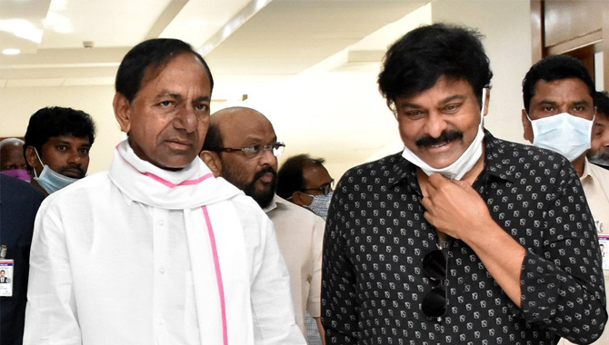 మెగాస్టార్ చిరంజీవికి ఫోన్ చేసిన సీఎం కేసీఆర్