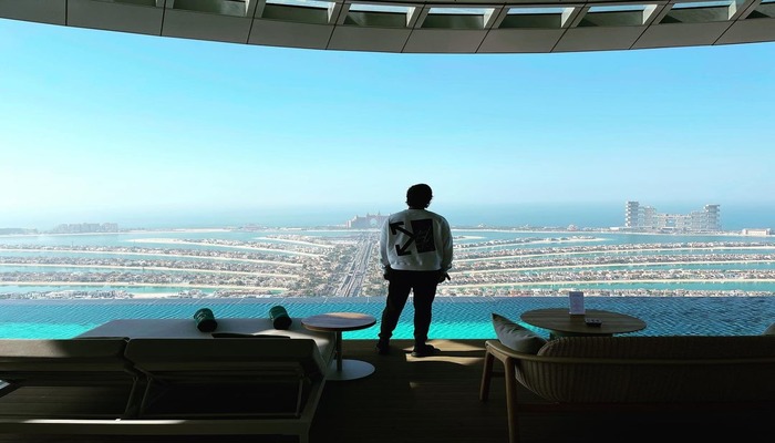 పుష్ప సక్సెస్‌ను దుబాయ్ లో ఎంజాయ్‌ చేస్తున్న బన్నీ