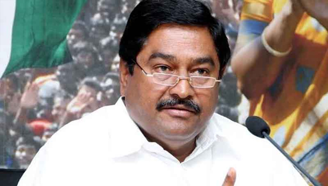 మాజీ మంత్రి ధర్మాన ప్రసాదరావు సంచలన వ్యాఖ్యలు