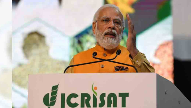 ఇక్రిశాట్ పరిశోధనలు ప్రపంచానికి కొత్త దారి చూపాలి:  ప్రధాని