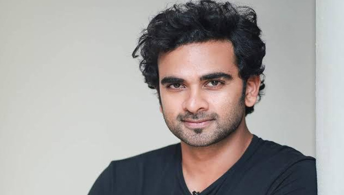 అశోక్‌ సెల్వన్‌ ‘ఆకాశం’