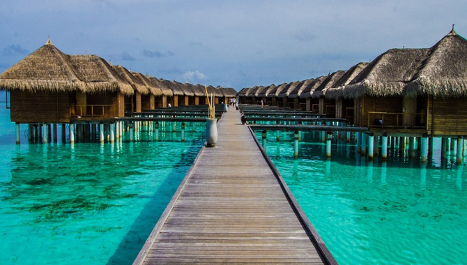 భారత వాణిజ్యవేత్తలకు లక్కీ ఛాన్స్…వీసా లేకుండానే ఆ దేశం!