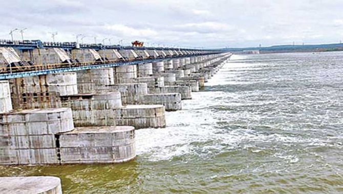 ముందు మీరే ఖర్చు చేయాలి.. రాష్ట్రాలకు కేంద్రం షాక్