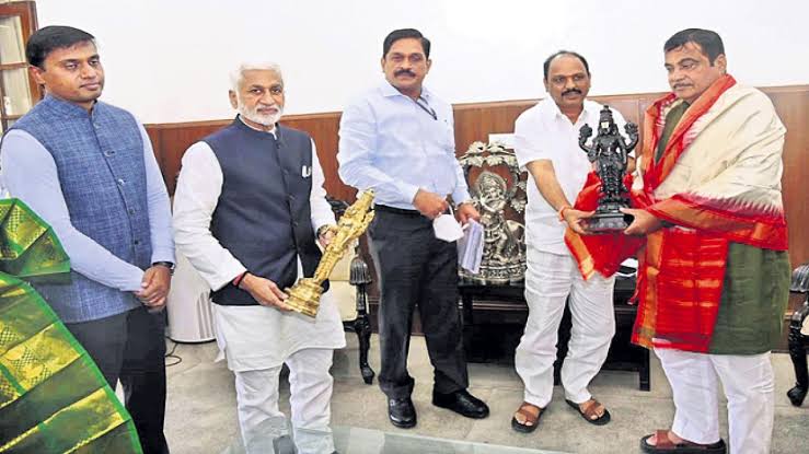 కేంద్ర మంత్రి గడ్కరీతో మంత్రి శంకరనారాయణ భేటీ