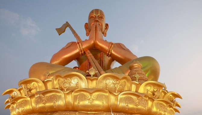 అంతపెద్ద రామానుజ విగ్రహం తయారీకి ముందు.. వెనక