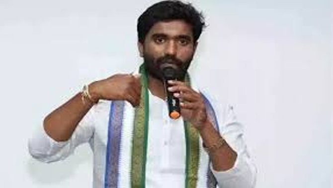 ఆ పని చేసింది జీవీఎలే :   మార్గాని భరత్