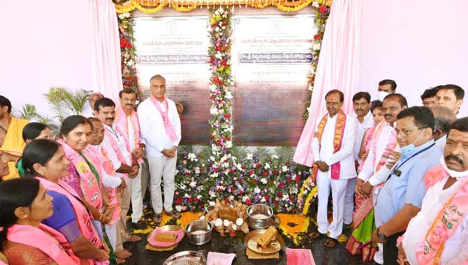 సంగమేశ్వర, బసవేశ్వర ఎత్తిపోతల పథకాలకు సీఎం కేసీఆర్ శంకుస్థాపన