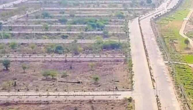 అక్రమ లే అవుట్లలో రిజిస్ట్రేషన్లపై ఆంక్షలు