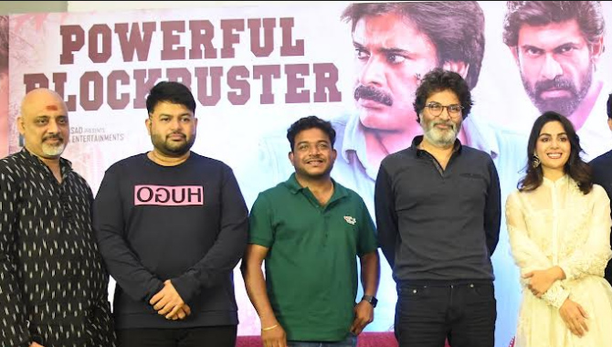 భీమ్లానాయక్‌ మాతృక నుంచి బయటికొచ్చి సినిమా చేశాం! ‌- త్రివిక్రమ్‌