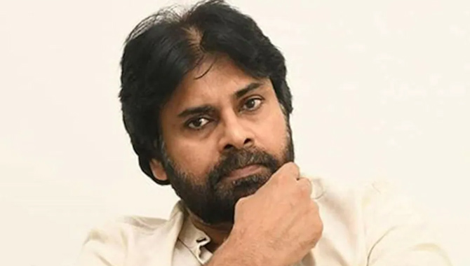 రెండు తమిళ్ రీమేక్స్‌కి పవన్ కళ్యాణ్  గ్రీన్ సిగ్నల్..?