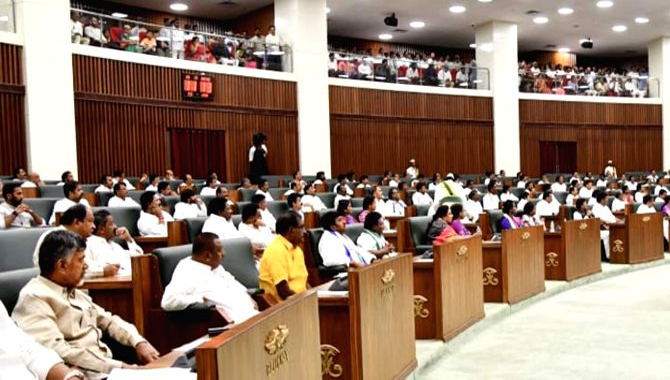 ఏపీ అసెంబ్లీ సమావేశాలపై… టీడీపీ కీలక నిర్ణయం