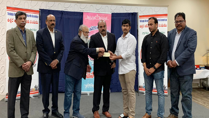 తెలుగు విద్యార్థులకు స్కాలర్‌ షిప్‌లు ఇచ్చిన తానా