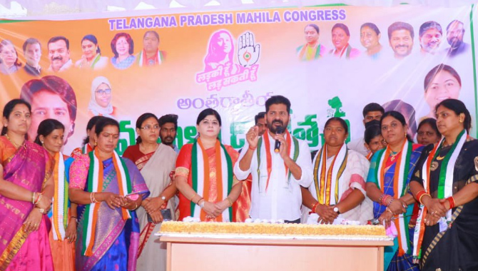 సమాజ అభివృద్ధిలో వారి పాత్ర మరువలేనిది : రేవంత్ రెడ్డి