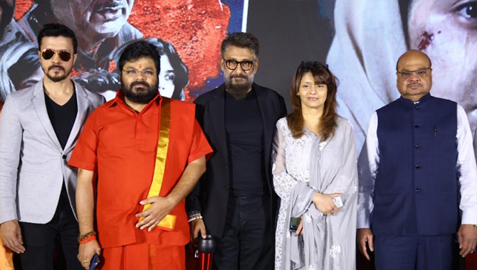 క‌శ్మీర్ ఫైల్స్ సినిమా చూసి నిజాలు తెలుసుకోండి – ద‌ర్శక నిర్మాత‌లు