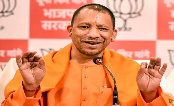 చరిత్ర సృష్టించబోతున్న యోగి ఆదిత్యనాథ్ .. 37 ఏళ్ల తర్వాత