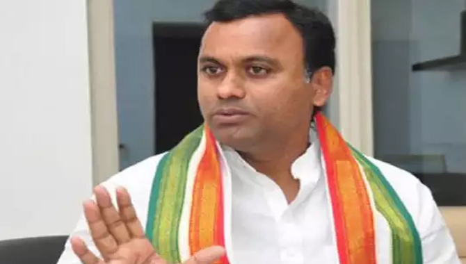 సీఎం కేసీఆర్ పై కోమటిరెడ్డి రాజగోపాల్ రెడ్డి.. సంచలన వ్యాఖ్యలు