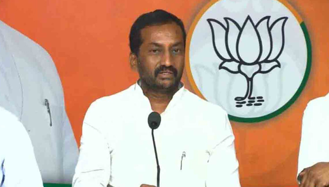 వారంతా నిబంధనలకు విరుద్ధంగా తెలంగాణలో