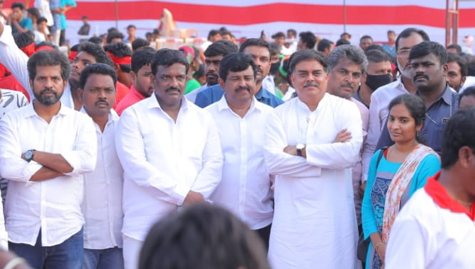 వారికే ఈ సభ అంకితం చేస్తున్నాం : నాదెండ్ల మనోహర్