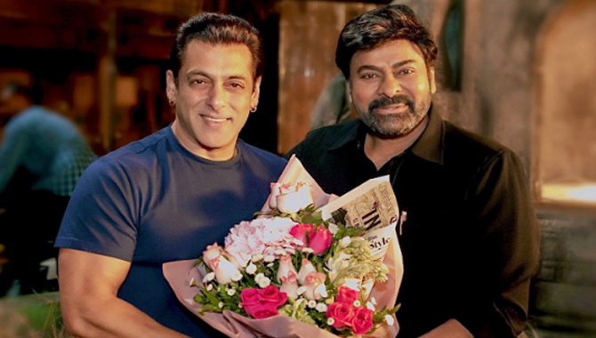 ‘గాడ్ ఫాదర్’ షూటింగ్‌ లో బాలీవుడ్ సూపర్ స్టార్ సల్మాన్ ఖాన్‌కు సాద‌ర స్వాగ‌తం ప‌లికిన మెగాస్టార్