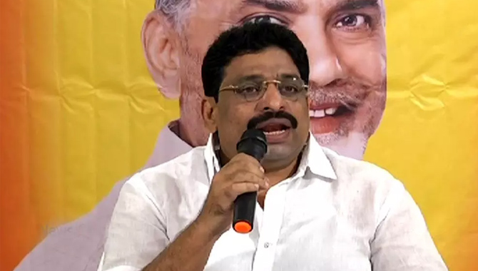 డేరా బాబా తరహాలో కొడాలి నాని కూడా : బుద్దా వెంకన్న