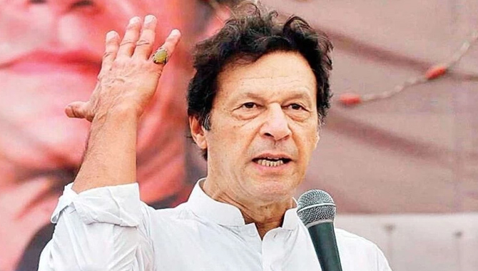 భారత్ విదేశాంగ విధానంపై…పాక్ ప్రశంసలు