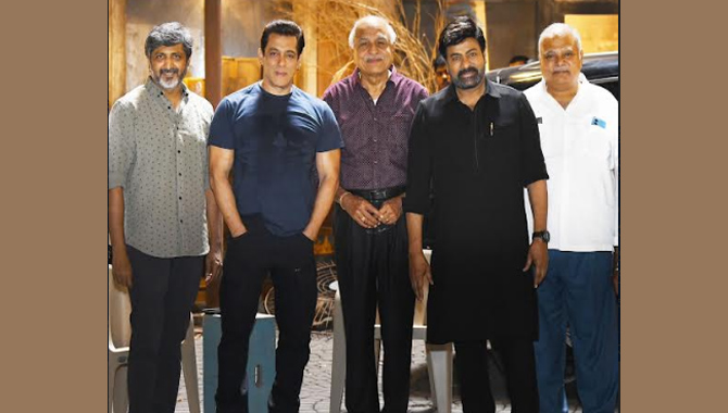 ‘గాడ్ ఫాద‌ర్’ సెట్ లో మెగాస్టార్ చిరంజీవి బాలీవుడ్ స్టార్ స‌ల్మాన్ ఖాన్