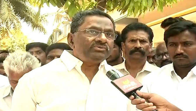 డీఎల్ రవీంధ్రారెడ్డి సంచలన వ్యాఖ్యలు.. ఎంత పెద్దవారైనా తప్పించుకోలేరు