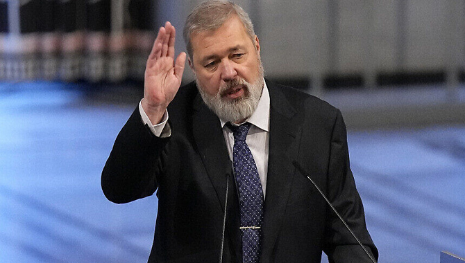 దిమిత్రి మురటోవ్ కీలక నిర్ణయం.. ఉక్రెయిన్ శరణార్థుల కోసం