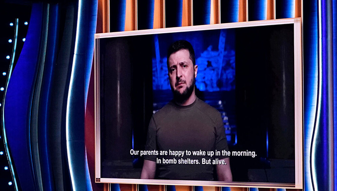 గ్రామీ పురస్కారాల్లో జెలెన్‌స్కీ… మౌనం వల్లే ఉక్రెయిన్