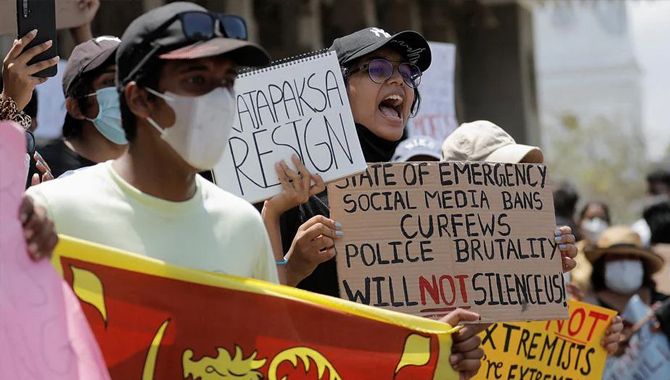 ఆ దేశానికి వెళ్లొద్దు..అమెరికా సూచన ఆ దేశానికి వెళ్లొద్దు..అమెరికా సూచన