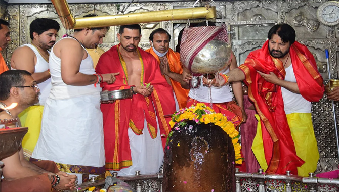 ప్రజలు కోరితే రాజకీయాల్లోకి వస్తా…