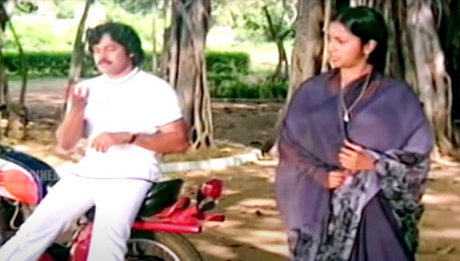 చిరంజీవిని చెంపదెబ్బ కొట్టానన్న రాధిక : ఆ తరువాత ఆమెకూ చెంప పగిలింది