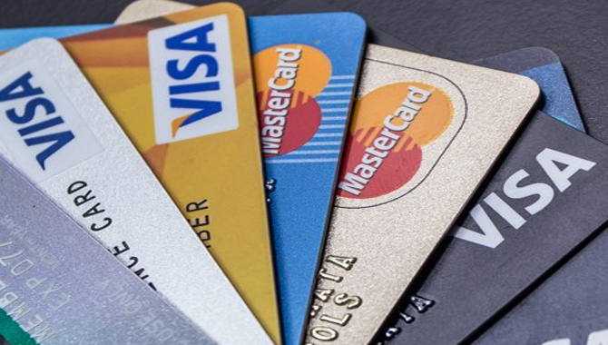 ఈ విషయంలో గీత దాటితే కఠిన చర్యలు : ఆర్బీఐ ఈ విషయంలో గీత దాటితే కఠిన చర్యలు : ఆర్బీఐ