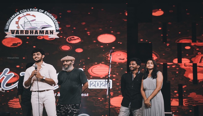 ‘రాజమండ్రి రోజ్ మిల్క్’ చిత్రంలో “ఊకో ఊకో” లిరికల్ సాంగ్