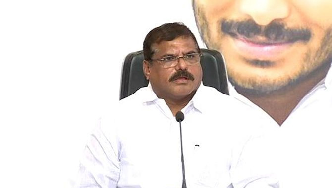 కేటీఆర్‌కు ఎవరో ఫోన్ చేశారు… నేను స్వయంగా అనుభవించి వచ్చా