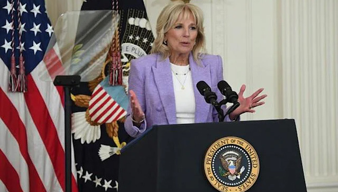 ఉక్రెయిన్ శివార్లకు అమెరికా ప్రథమ మహిళ!