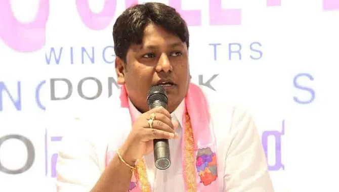 ఉద్యమ సమయంలో ఓయూ గుర్తుకు రాలేదా?