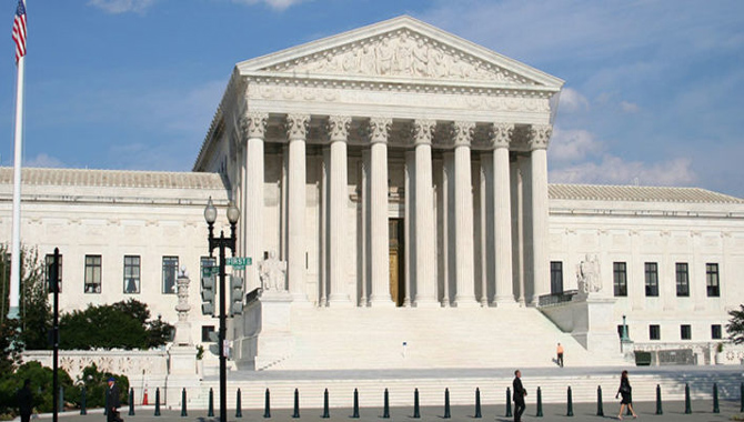 మహిళ హక్కులపై అమెరికాలో.. కొత్త రగడ