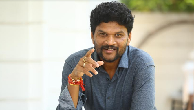 ‘సర్కారు వారి పాట’కు అన్ని వర్గాల వారు కనెక్ట్ అవుతారు : దర్శకుడు పరశురాం