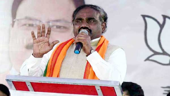 రావెల కిషోర్ బాబు సంచలన నిర్ణయం