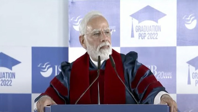 ఐఎస్‌బీ హైదరాబాద్ 20వ వార్షికోత్సవంలో ప్రధాని మోదీ